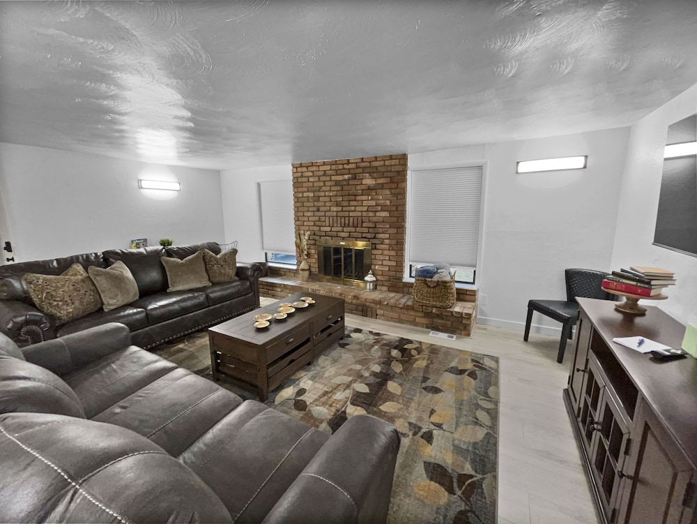 Sparn Mountain Hideaway 3 Bedroom Home