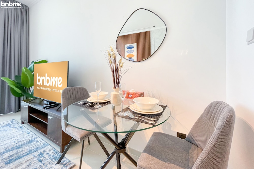 ST-Carson Tower B-2716 by bnbme homes