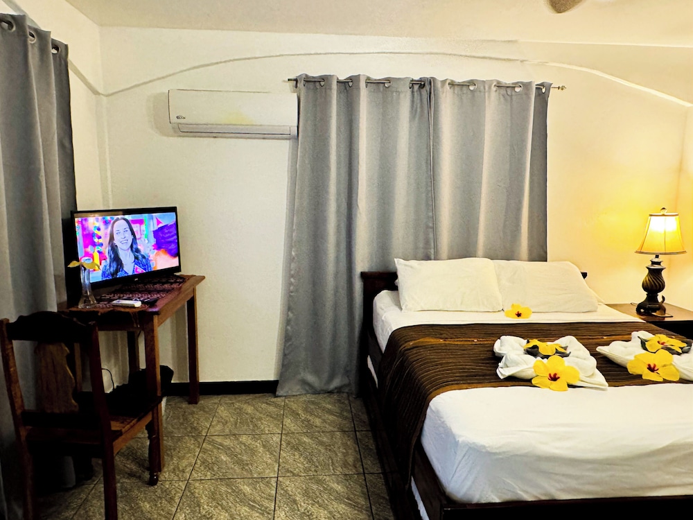 Caribbean Shores Bed & Breakfast
