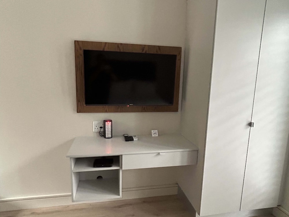 The Wantage Suites