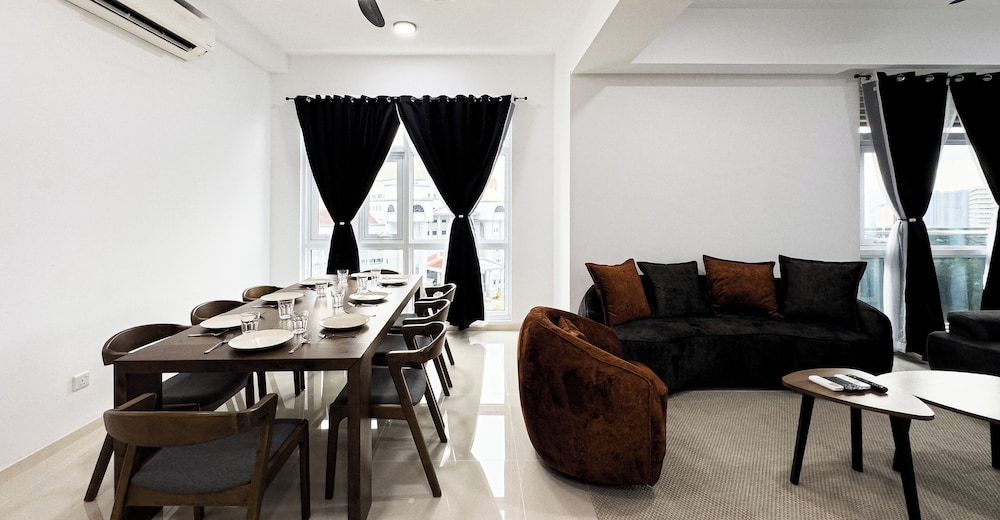 Met1 Residences Mont Kiara by Airhost