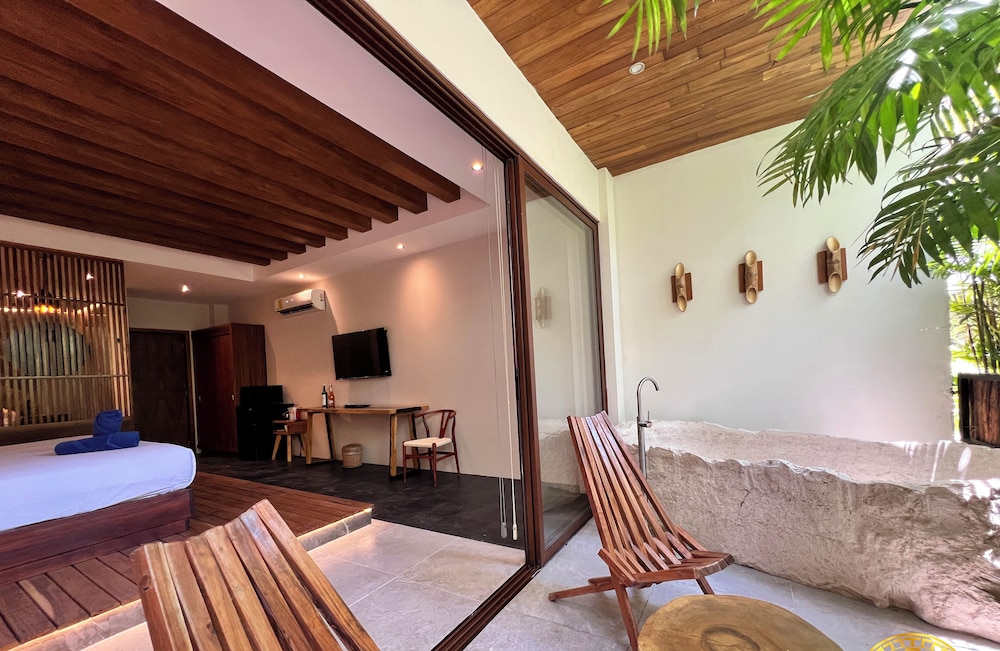 Adora Tulum H-05 1BR Condo