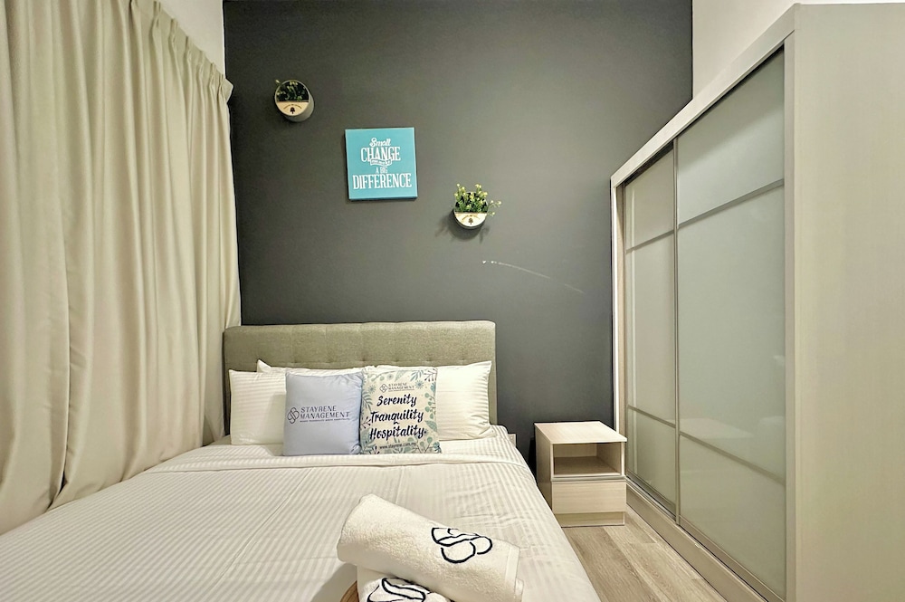 Southkey Mosaic Mid Valley by Stayrene