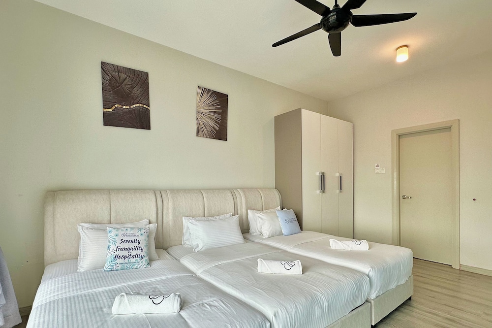 Southkey Mosaic Mid Valley by Stayrene