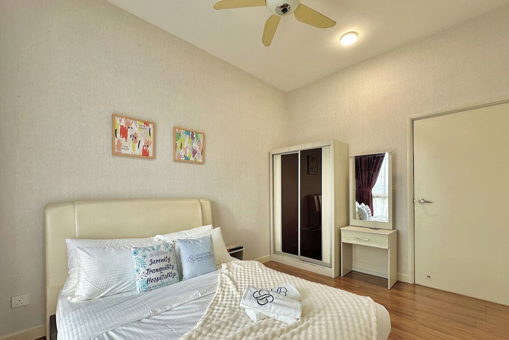 Afiniti Residences Medini by Stayrene