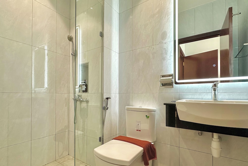 Paragon Suites CIQ By Stayrene