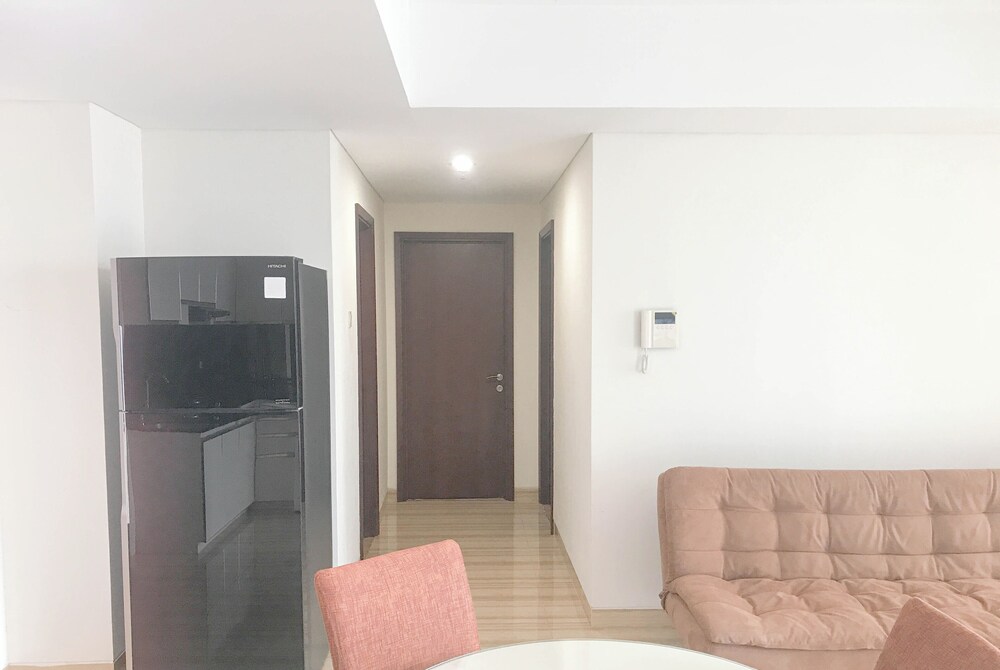 Pleasant And Calm 2Br At Grand Sungkono Lagoon Apartment