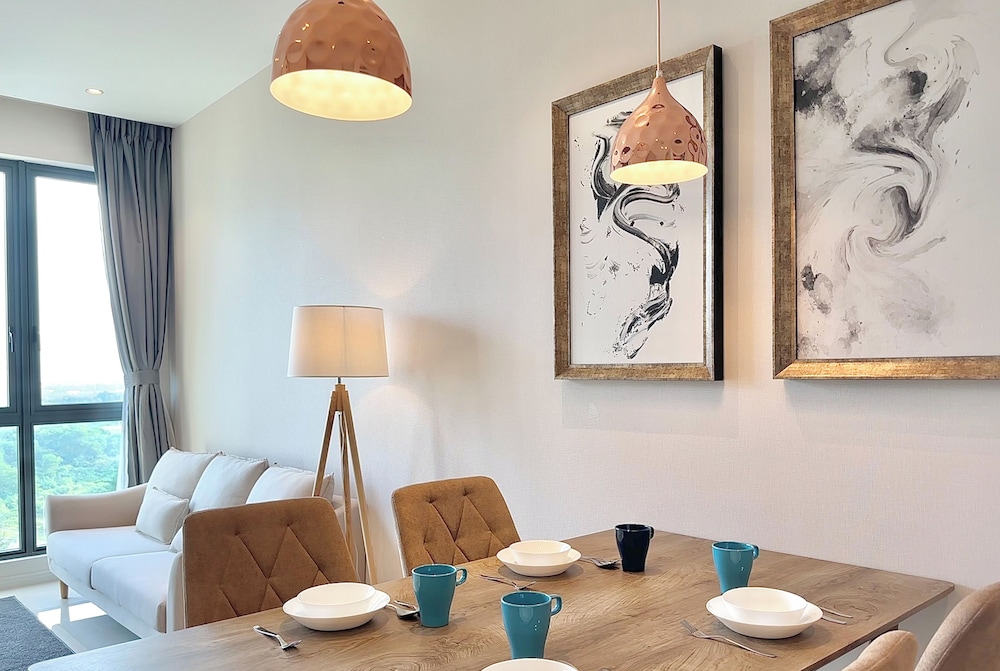 Elysia Park Residence by Stayrene