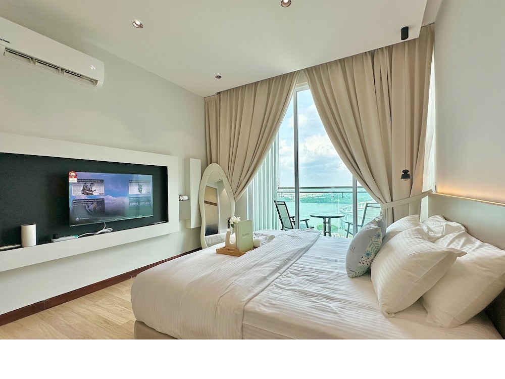 Paragon Suites CIQ By Stayrene