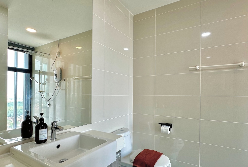 Southkey Mosaic Mid Valley by Stayrene
