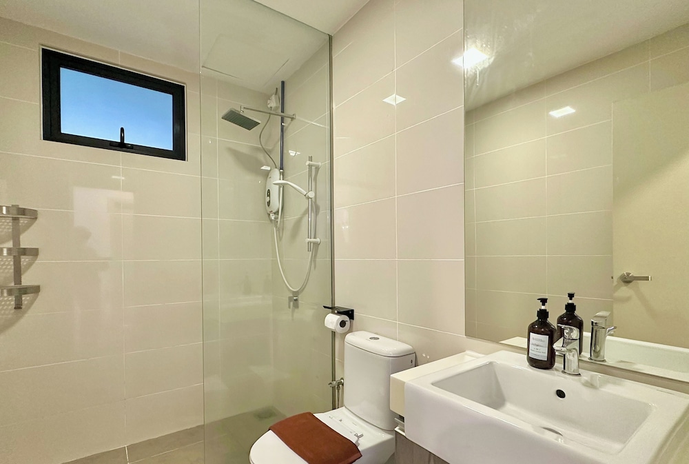 Southkey Mosaic Mid Valley by Stayrene