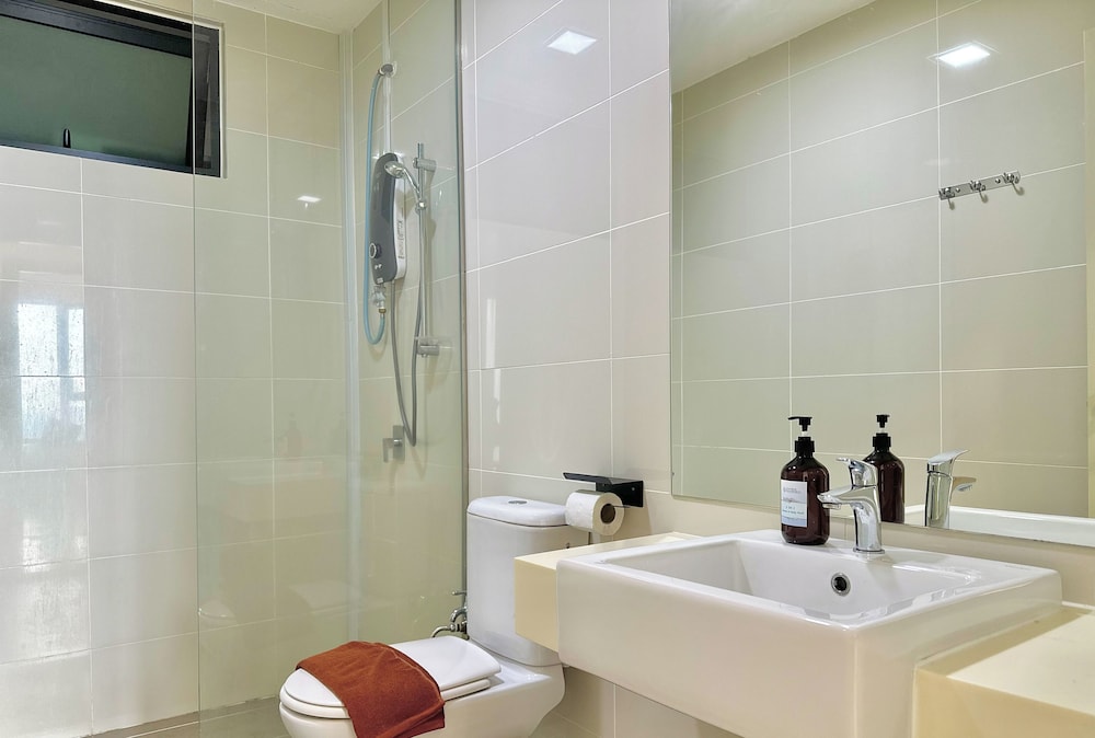 Southkey Mosaic Mid Valley by Stayrene