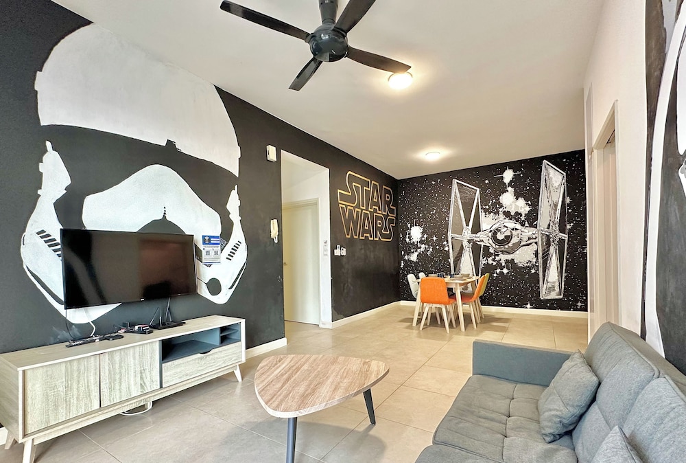 Afiniti Residences Medini by Stayrene