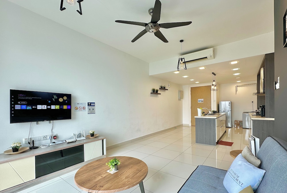 Southkey Mosaic Mid Valley by Stayrene