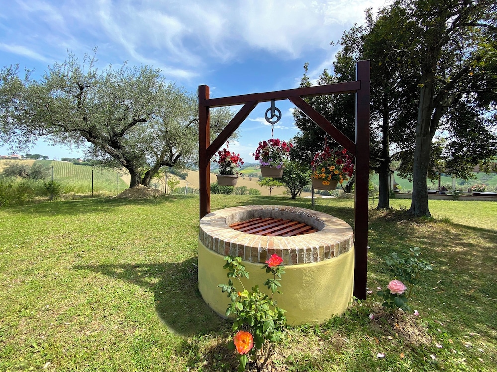 Ancient Country House With Swimming Pool