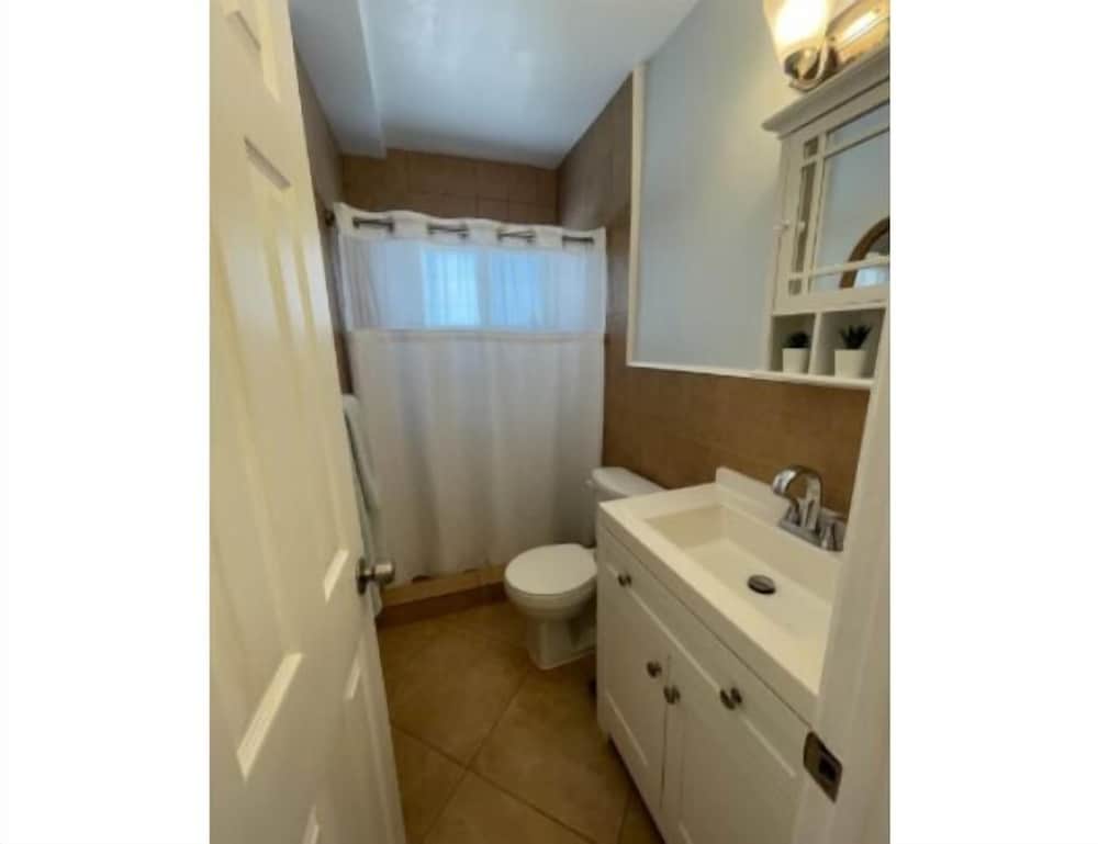 PH 2BED2BATH with Ocean View & Parking