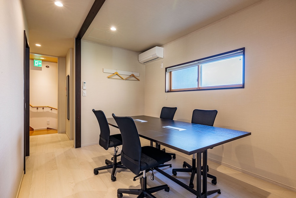 meeting & event spaces