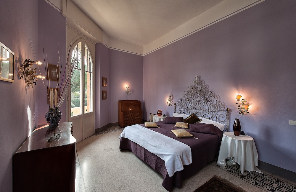 Fantastic Liberty Villa in the Heart of Versilia view 4
