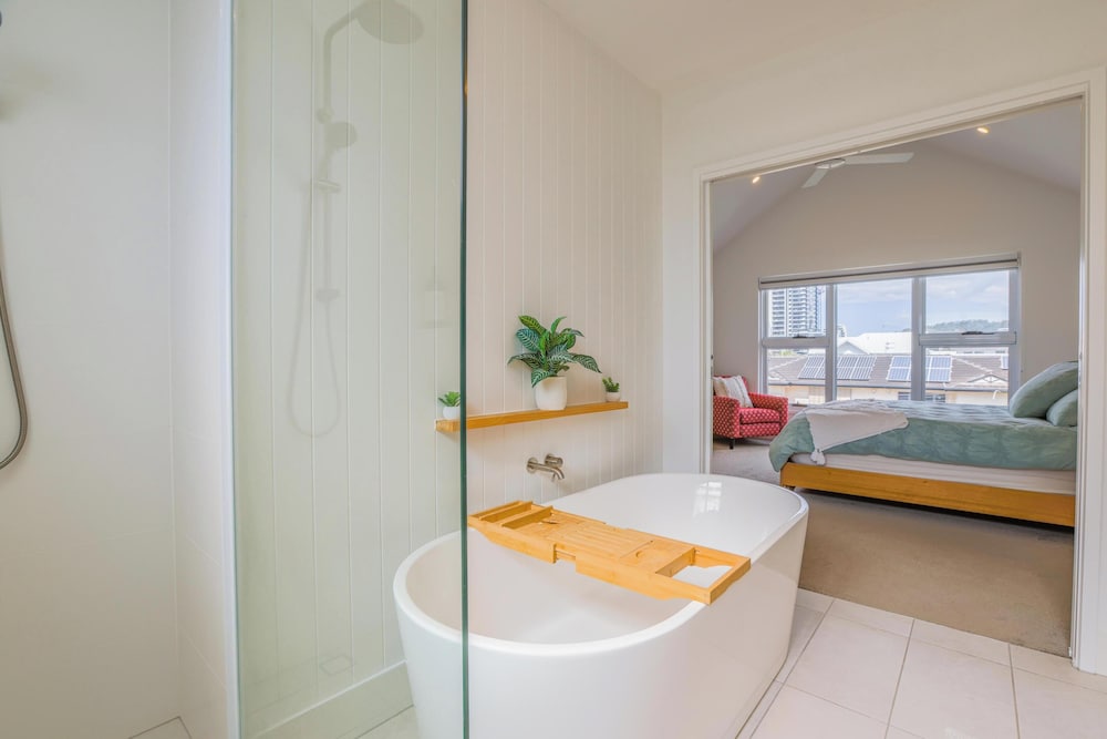 Cedar Sands Hideaway - 4BRM Home