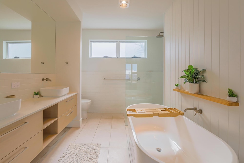 Cedar Sands Hideaway - 4BRM Home