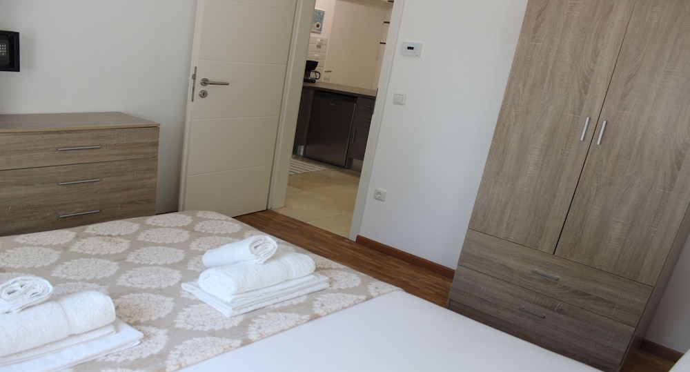 Anemomylos Lefkimmi Luxus Suites-Boutique Hotel & Pool view 4