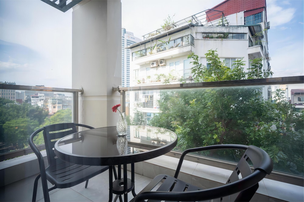 Skyline Tower - Service Apartments