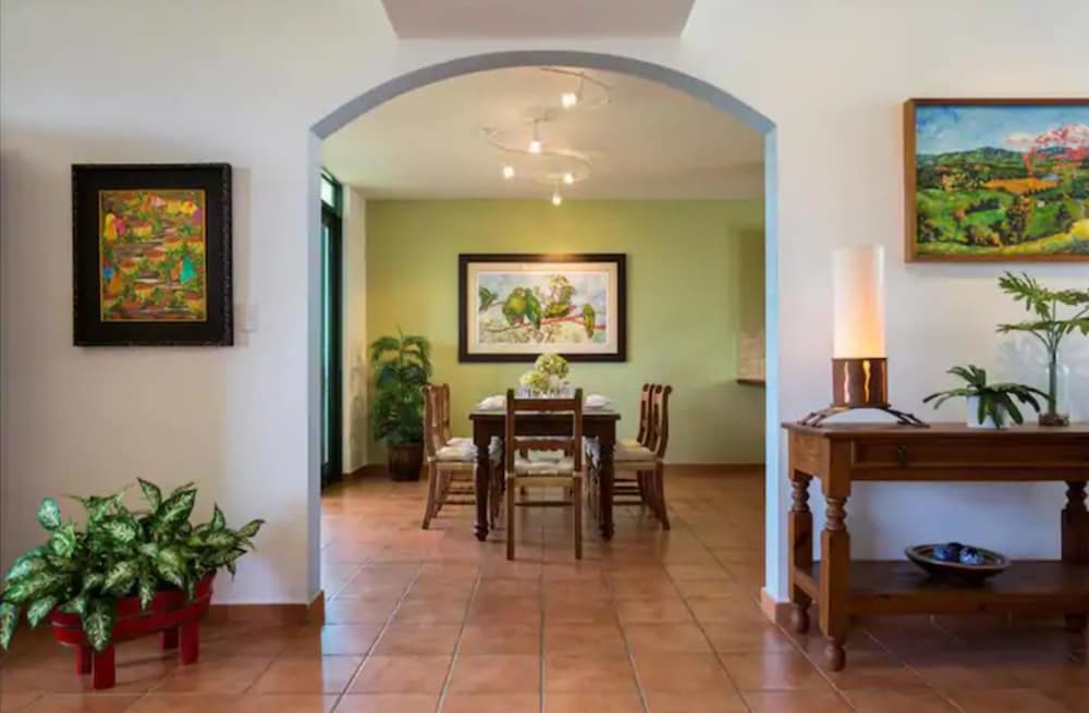 Golfside Villas - Property Image 33