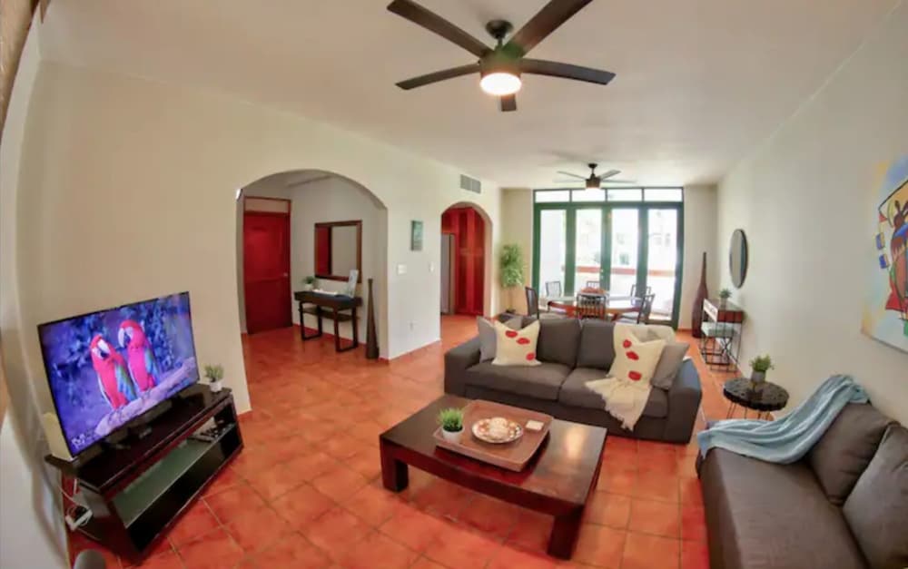 Golfside Villas - Property Image 47