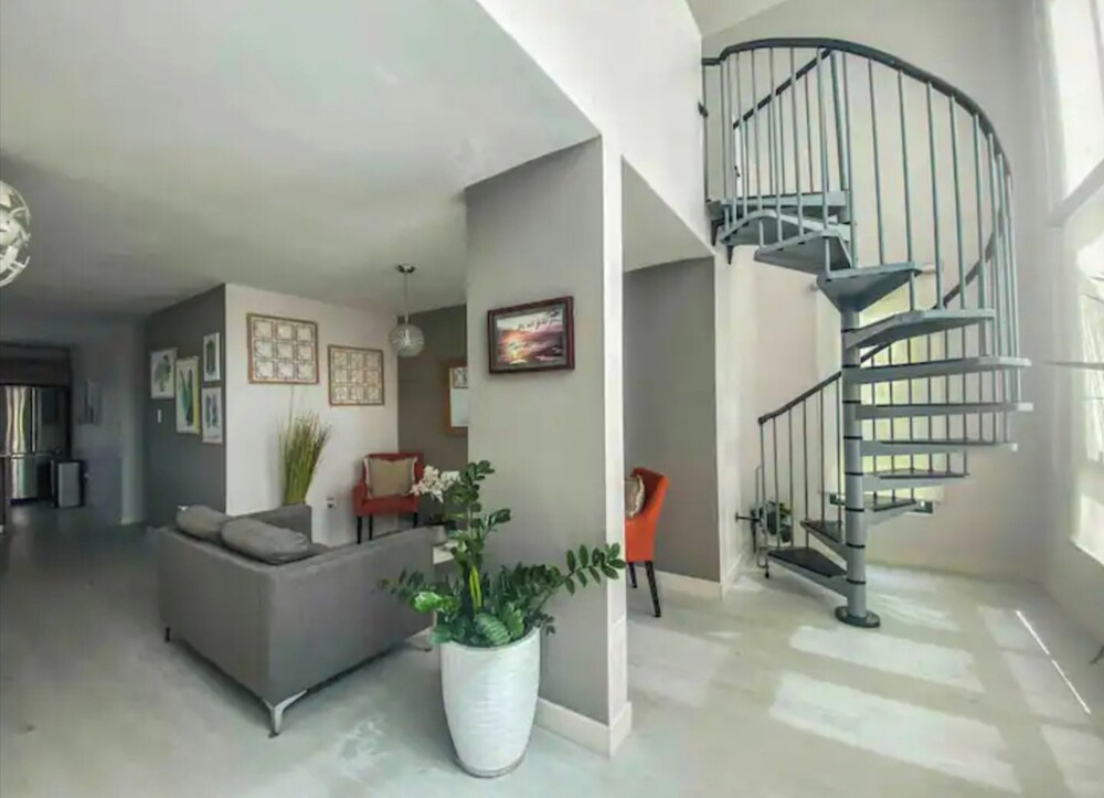 Beachside Adventure Suites - Property Image 37