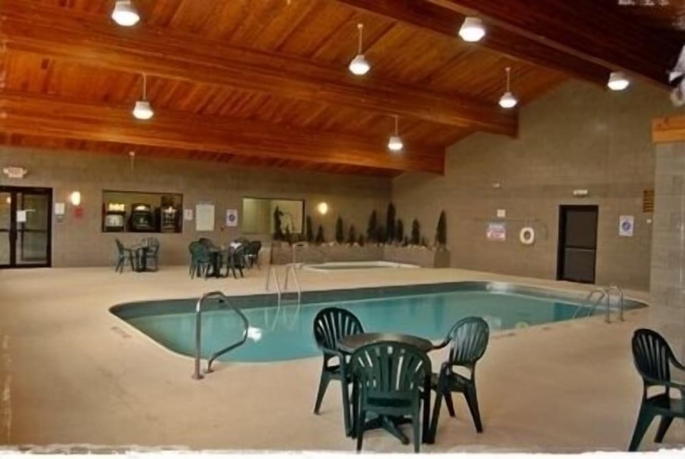 Kavanaugh's Sylvan Lake Resort