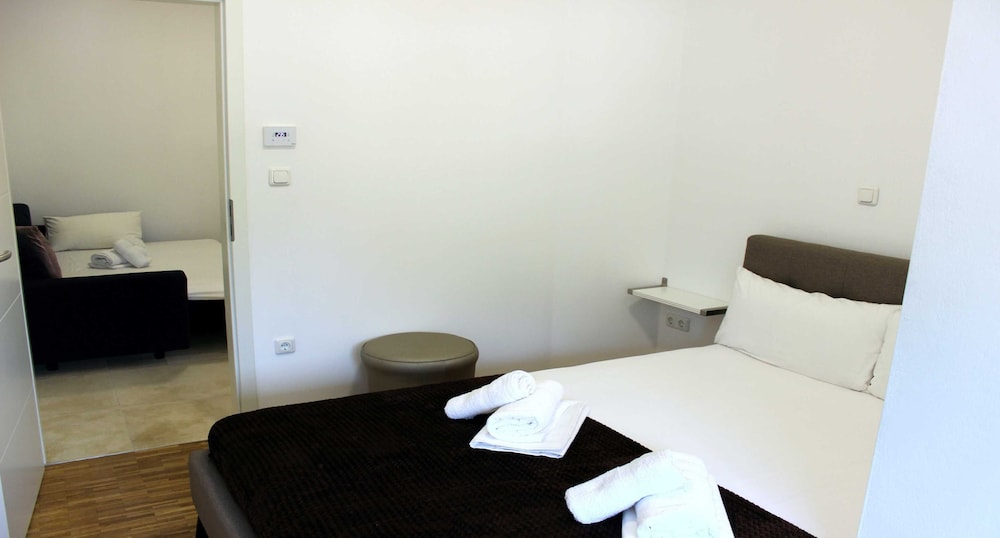 Anemomylos Lefkimmi Luxus Suites-Boutique Hotel & Pool view 2