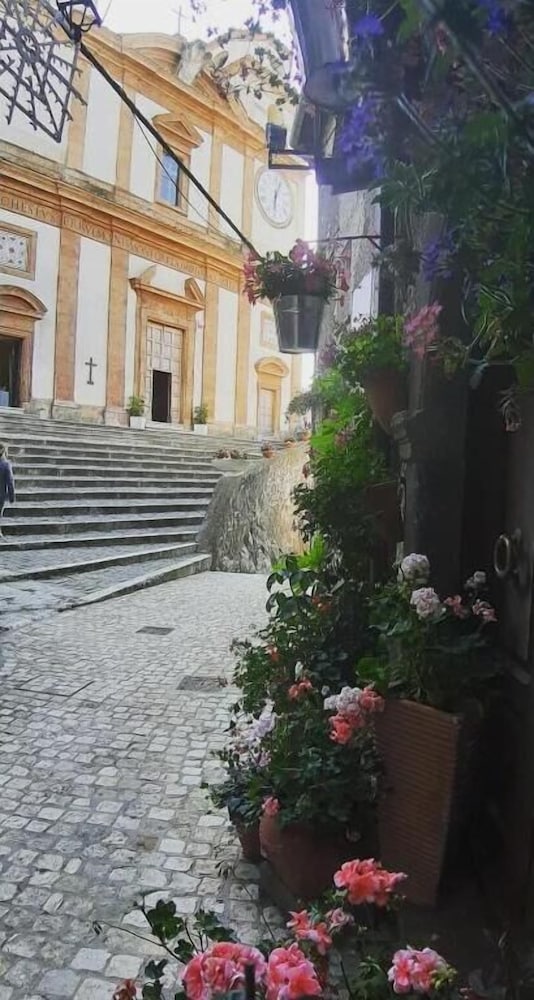B&B Rupe Antica