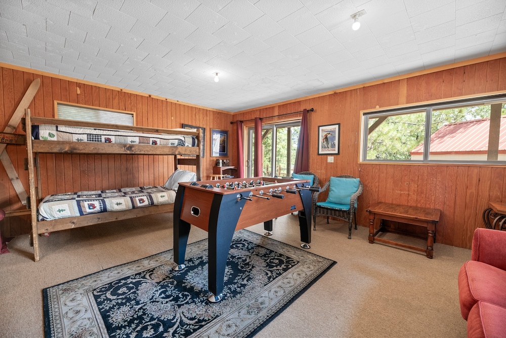 Fawnskin Family Cabin view 2