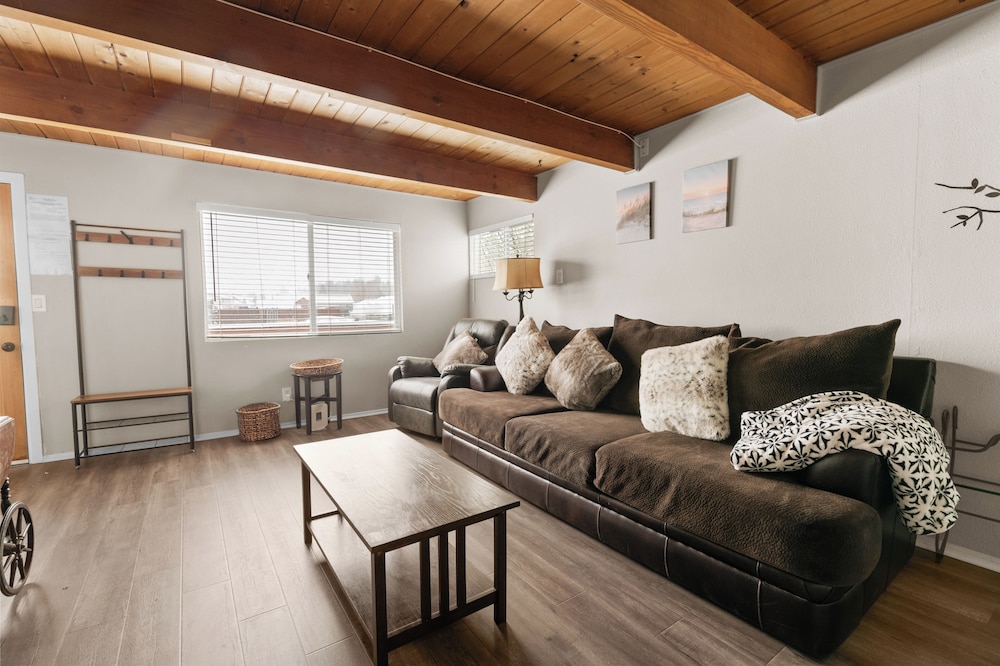 PureSky Cabin