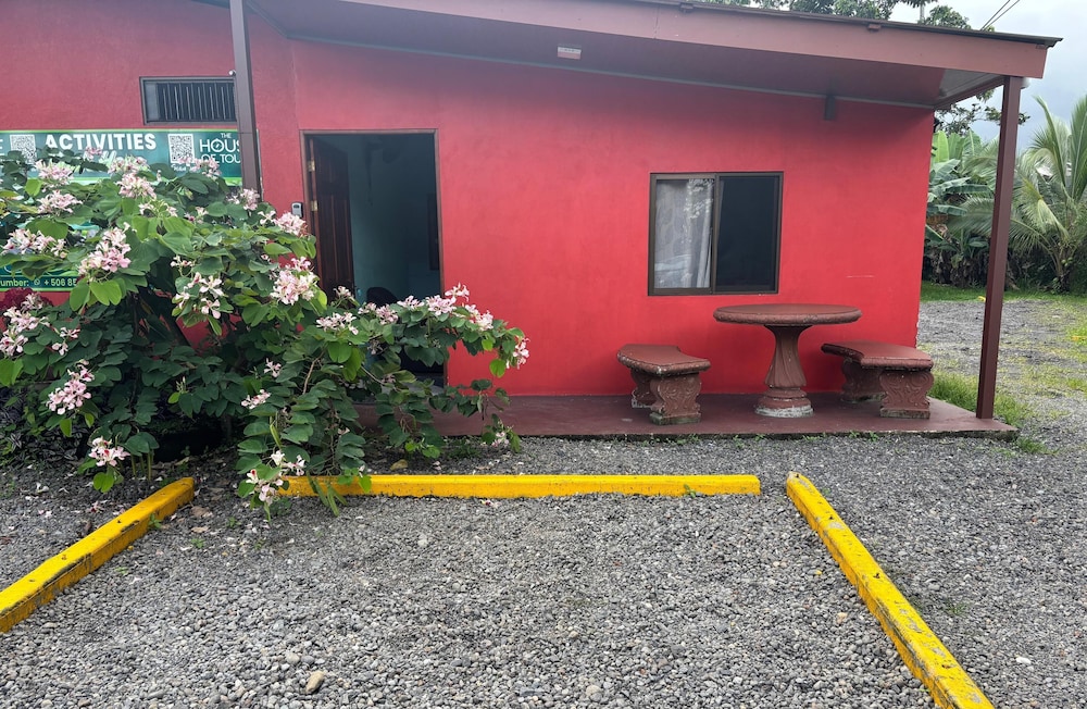 Pura Vida Aparment - Downtown La Fortuna