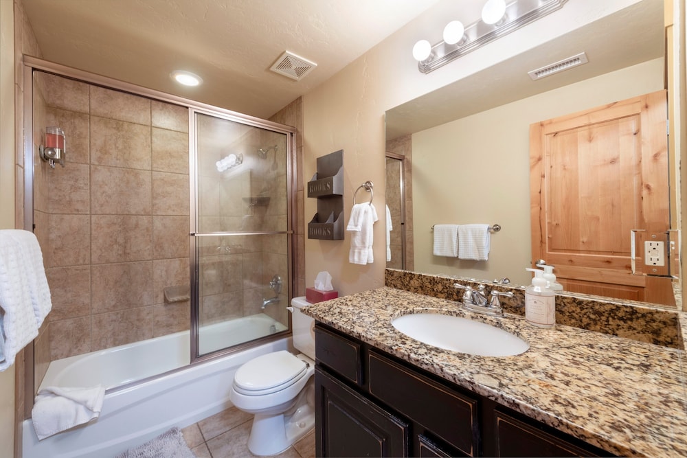 Stunning Mountain Views-Bear Hollow 4402-Spacious 3Bedrooms Near Canyons Village