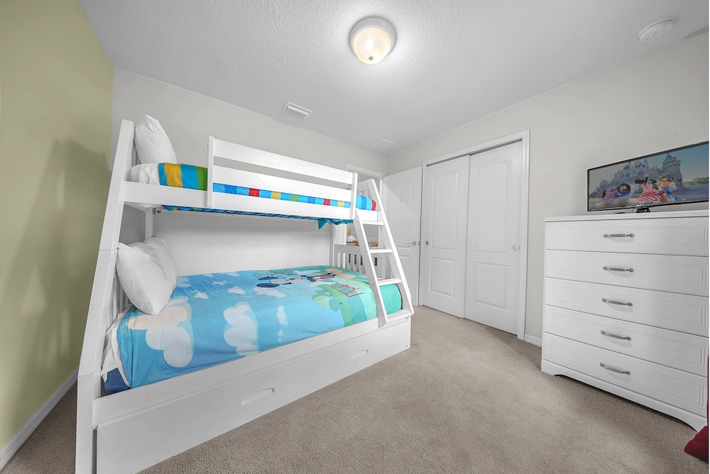 2027 MD - Windsor Westside Tranquil Haven