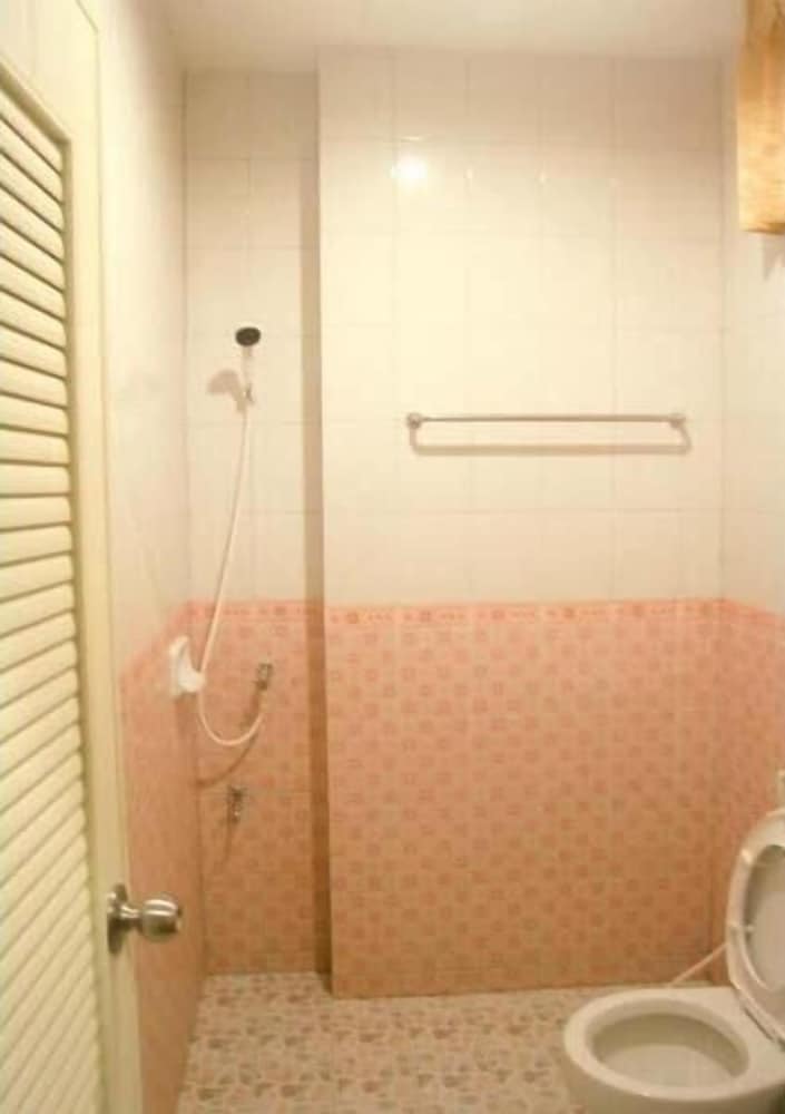 Chanthanee Hotel
