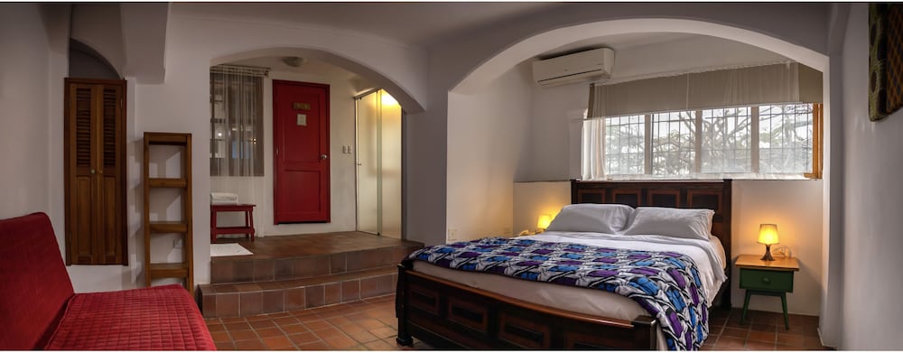 Iguanazu Bed & Breakfast
