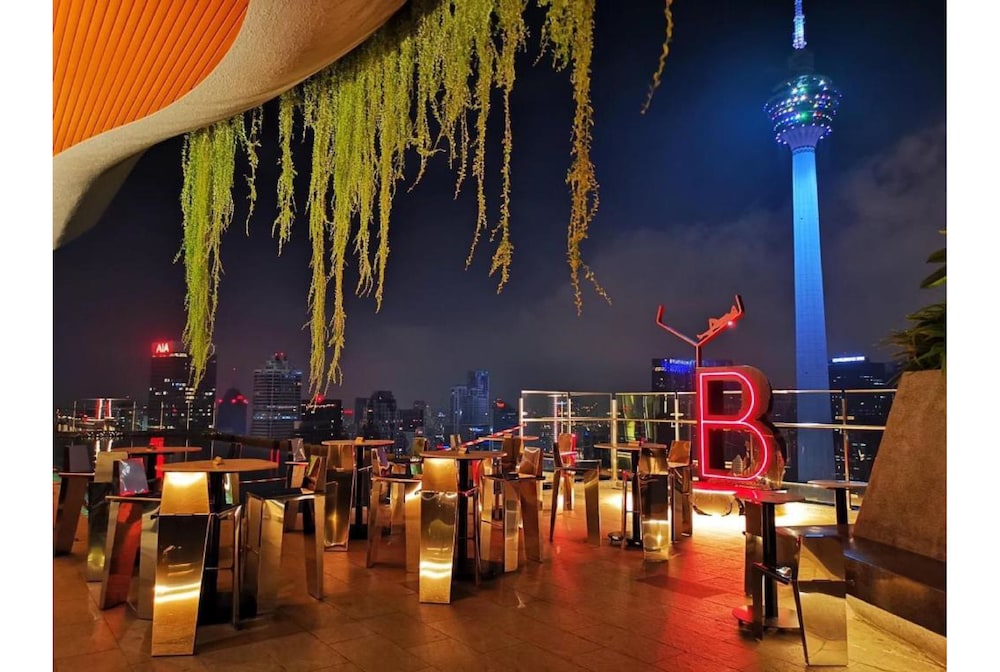 Ceylonz Suites KLCC By Twin Tower View