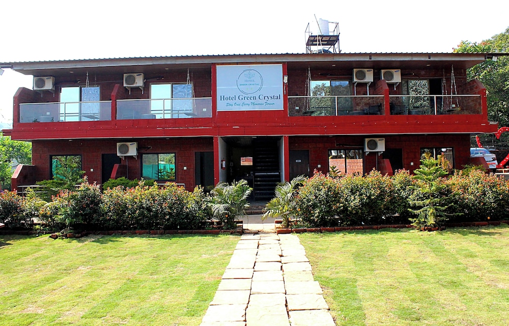 Hotel Green Crystal