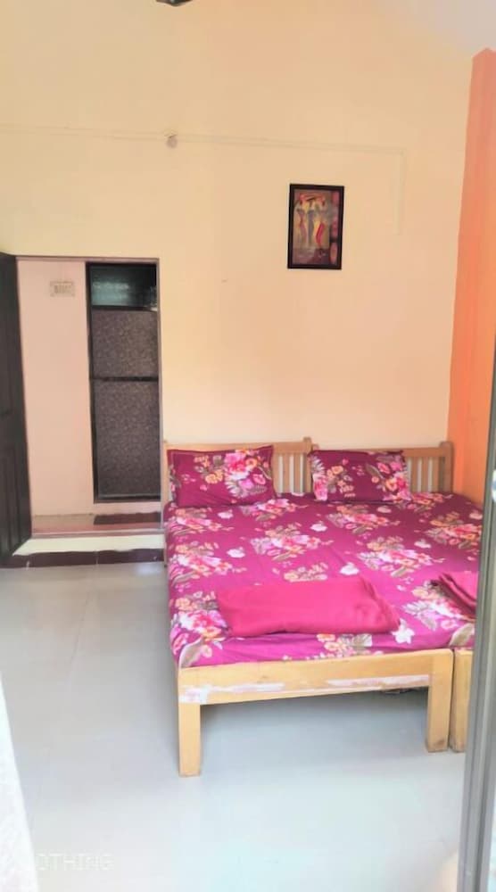 Mauli cottage