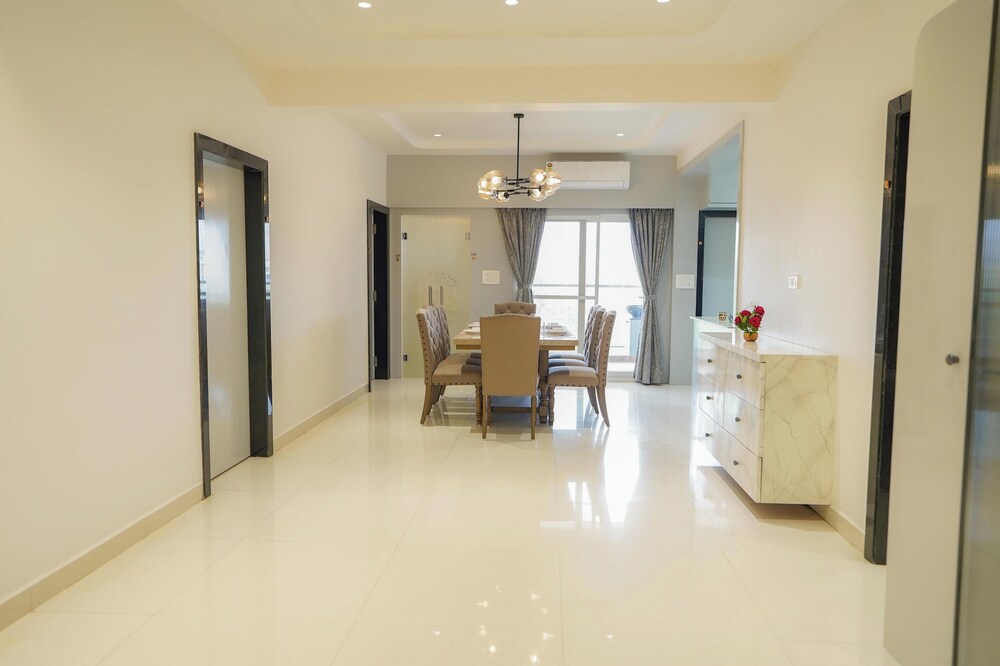Aurelia Apartment By Red Olive 4bhk 30min Hitech