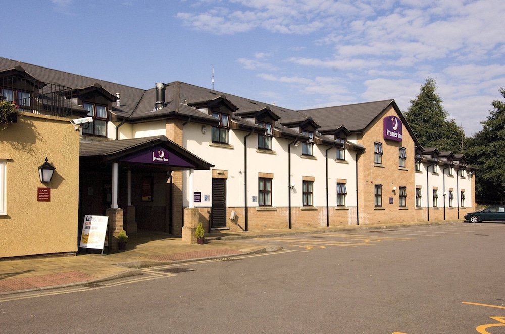 Premier Inn Cardiff West — photo 6