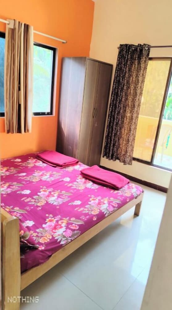 Mauli cottage