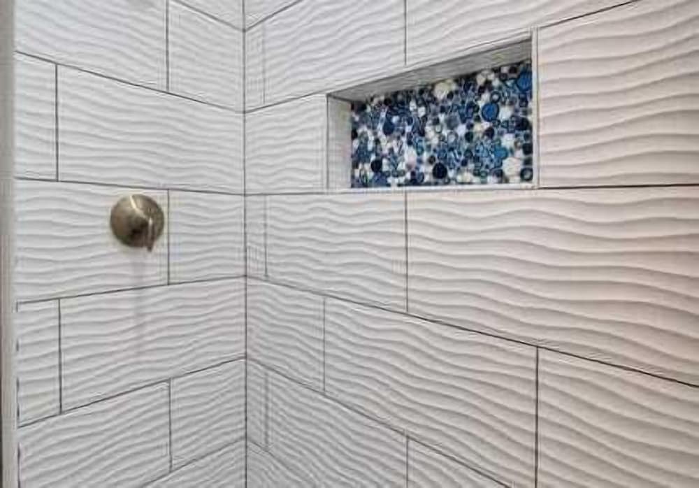 Sleeps 20 2 Modern Homes w/ Private Pool, Deck+patio 3-min Walk to the Beach