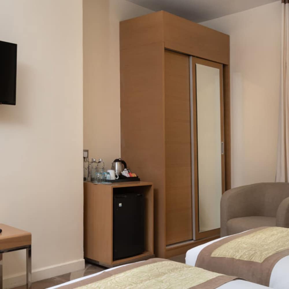 hotel room