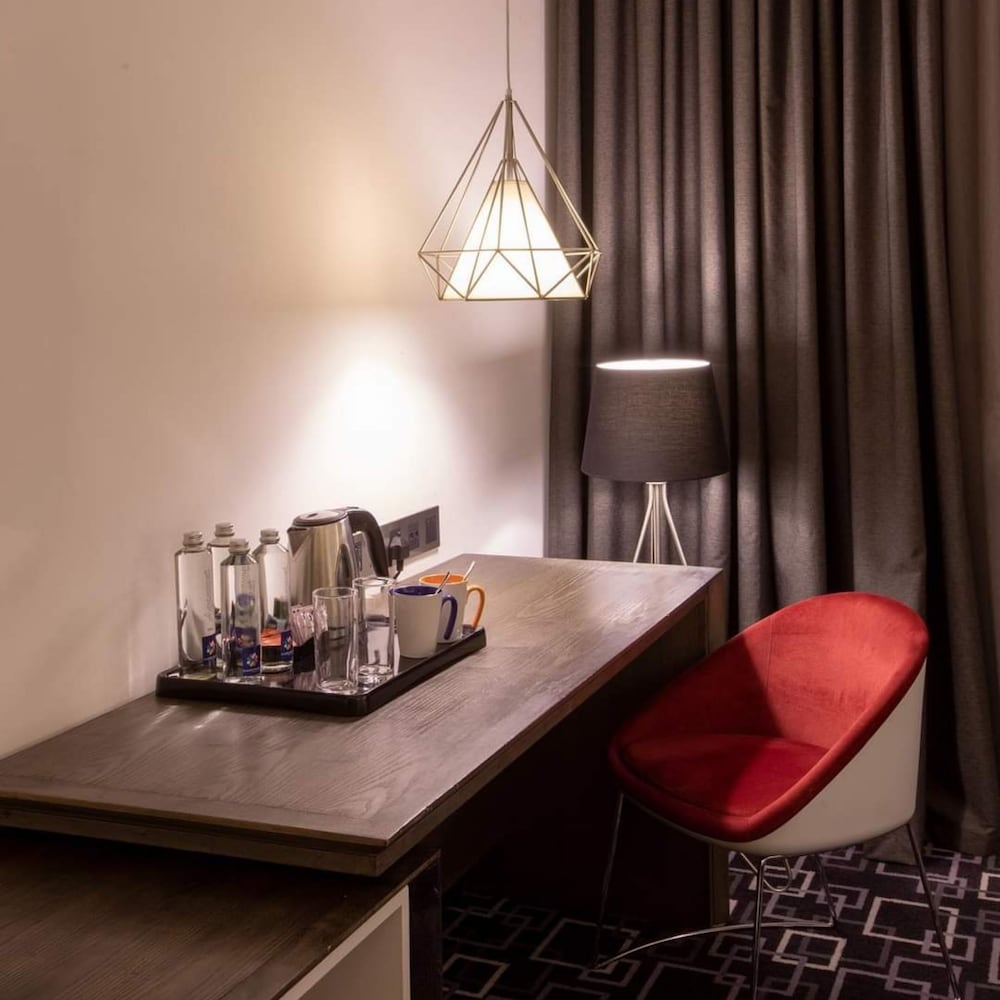 Trademark Hotel, Trademark Suite Single Room in Nairobi No004 view 4