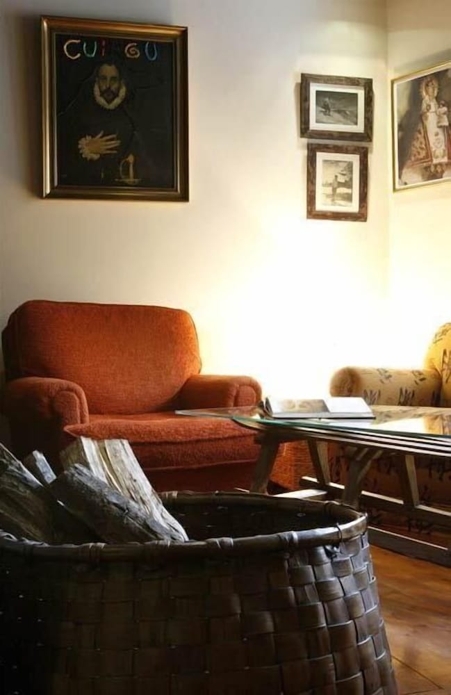 Apartamentos Turísticos Cuirgu