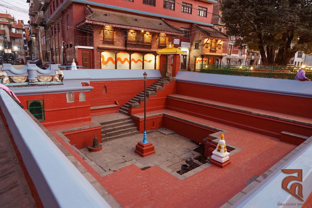 Hira Guest House